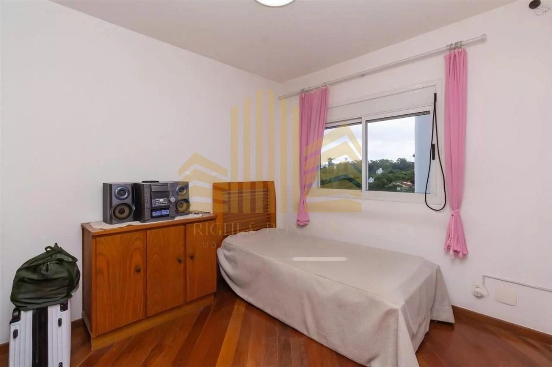 Apartamento à venda com 3 quartos, 212m² - Foto 10