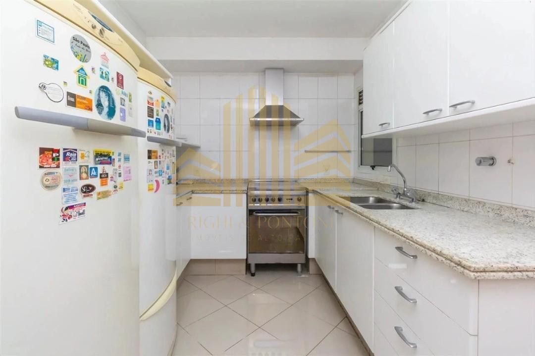 Apartamento à venda com 3 quartos, 212m² - Foto 11