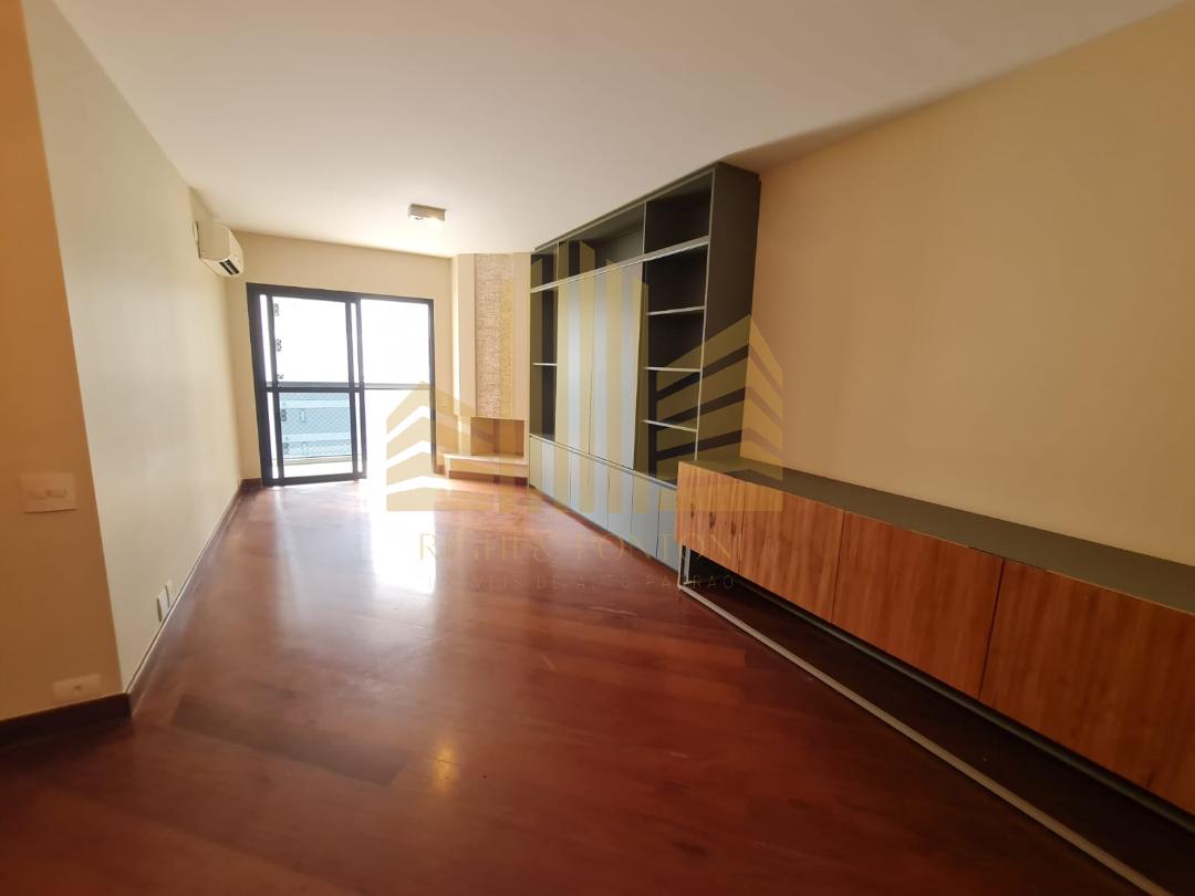 Apartamento à venda com 3 quartos, 116m² - Foto 2