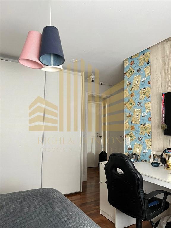 Apartamento à venda com 3 quartos, 257m² - Foto 11