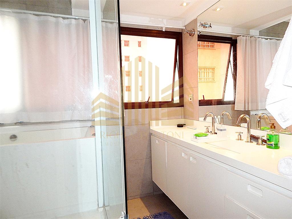 Apartamento à venda com 3 quartos, 154m² - Foto 16