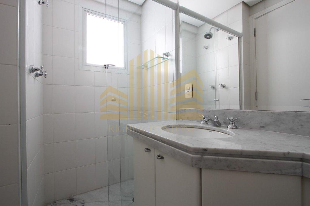 Apartamento à venda com 4 quartos, 212m² - Foto 15