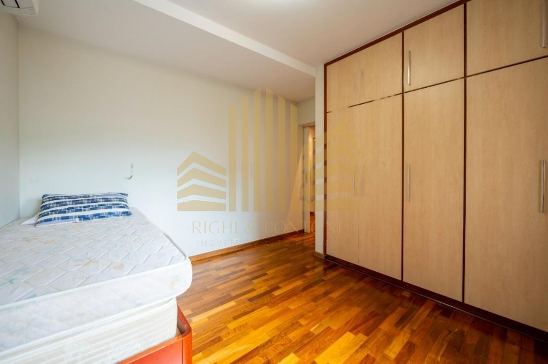 Apartamento à venda com 4 quartos, 217m² - Foto 19