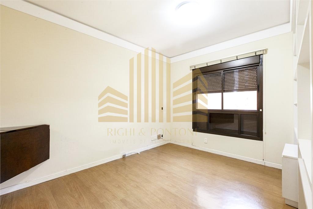 Apartamento à venda com 3 quartos, 207m² - Foto 11