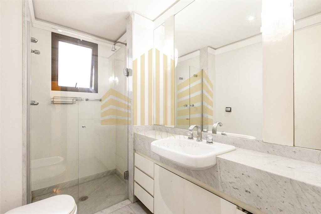 Apartamento à venda com 3 quartos, 207m² - Foto 12